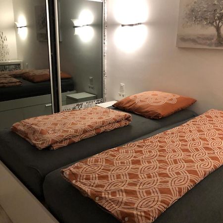 Wunderschoenes 2 Zimmer Apartment Zentrum Goldstadt Pforzheim Extérieur photo