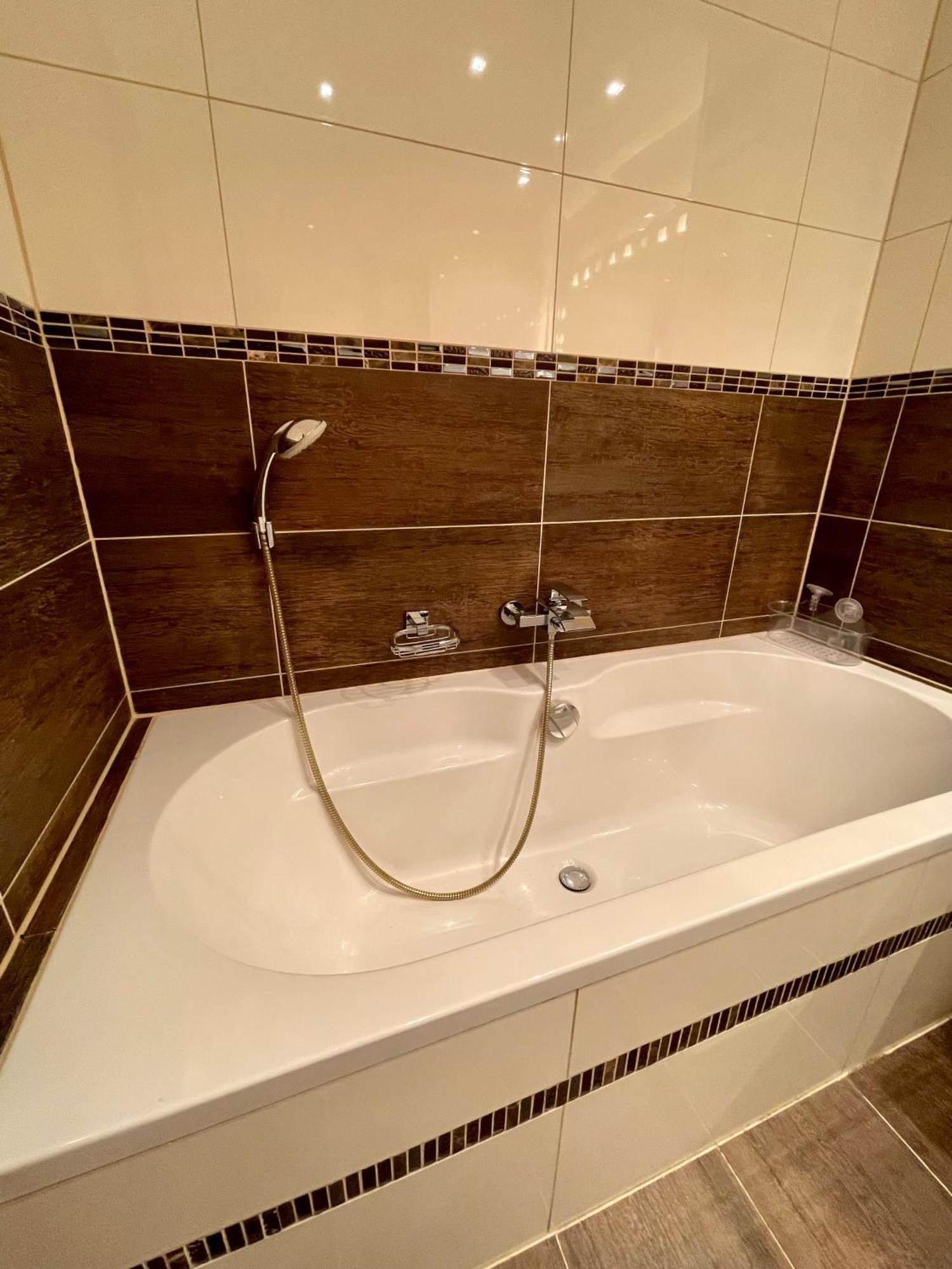 Wunderschoenes 2 Zimmer Apartment Zentrum Goldstadt Pforzheim Extérieur photo
